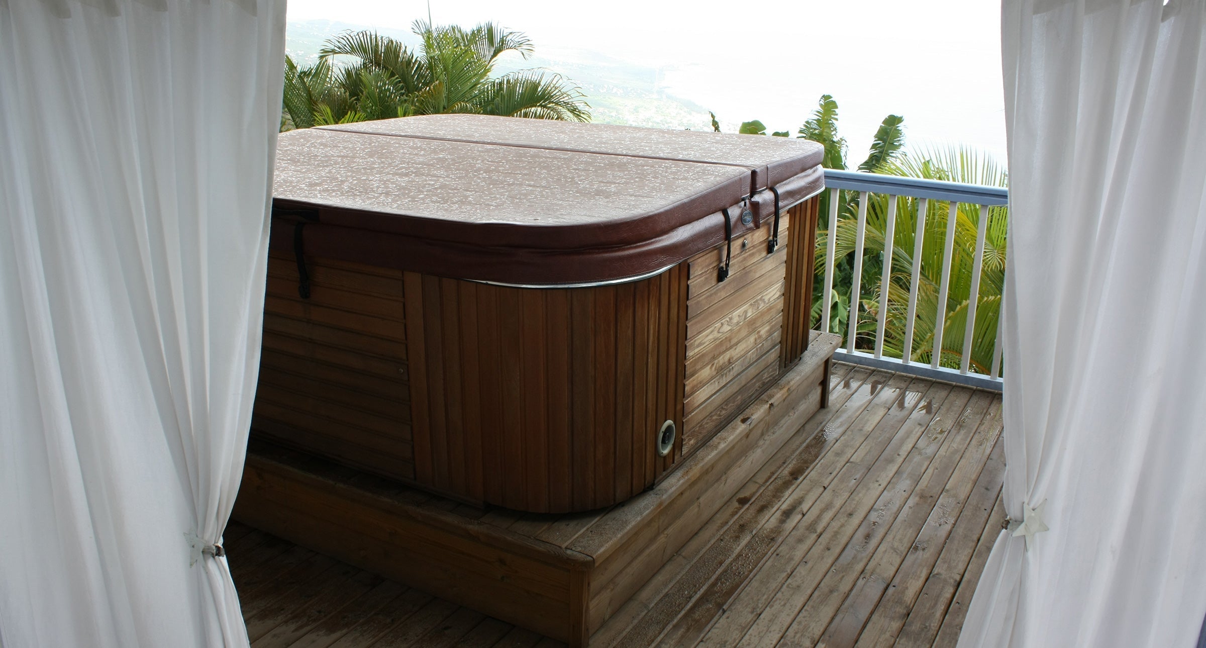 Preventing Waterlogging and Heat Loss in Cold Winters: Technical Solutions for Insulation, Vapour Barriers, and Seal Performance in Sub-Zero Conditions